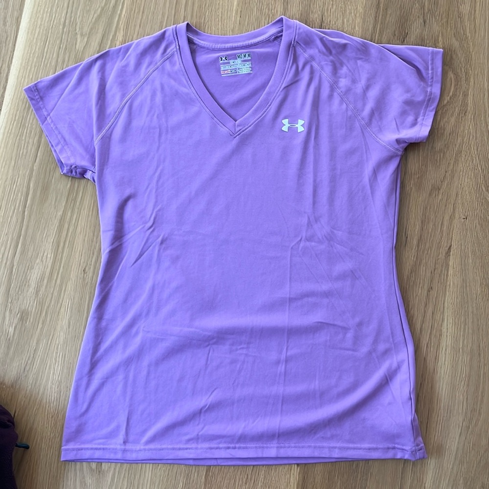 Under Armour Women’s Semi-Fitted HeatGear Tshirt